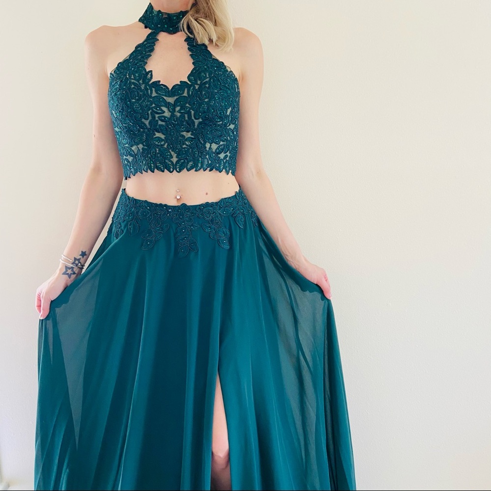 New Faviana Skirt and Top Elegant Lace Embroidered Prom Evening 2 Piece Set - Picture 8 of 11